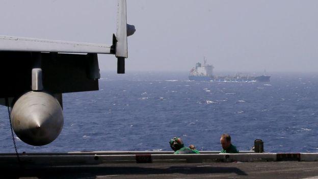 美军方年度航行自由报告批中国 王毅回应南海是否必有一战