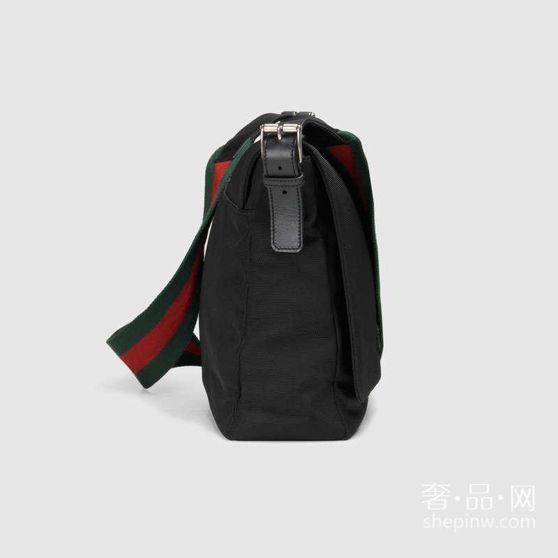 Gucci 黑色科技帆布邮差包款式 337073 KWT5N 1060 尼龙衬里