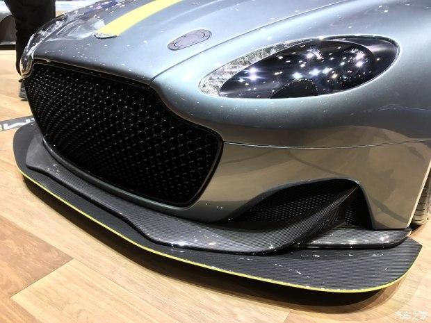 2017日内瓦车展阿斯顿·马丁发布了Vantage AMR Pro和Rapide AMR两款新车