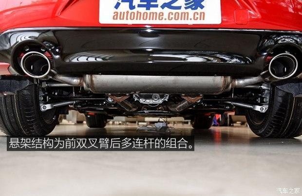 2017新款英菲尼迪Q60  2.0T 标准型实拍图 预售价：45.00万元