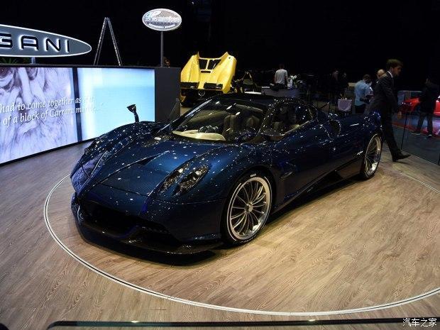 帕加尼Huayra Roadster敞篷版亮相 载6.0T V12双涡轮增压发动机