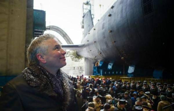 俄罗斯最新型攻击型核潜艇“亚森”级二号舰“喀山”号下水 被称为“航母杀手”