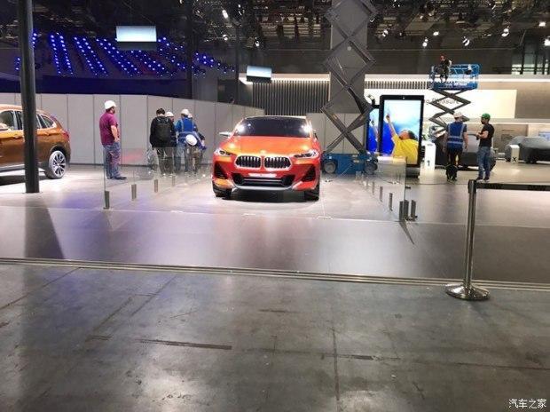 2017上海车展展宝马X2概念车 新车预计在2018年正式上市