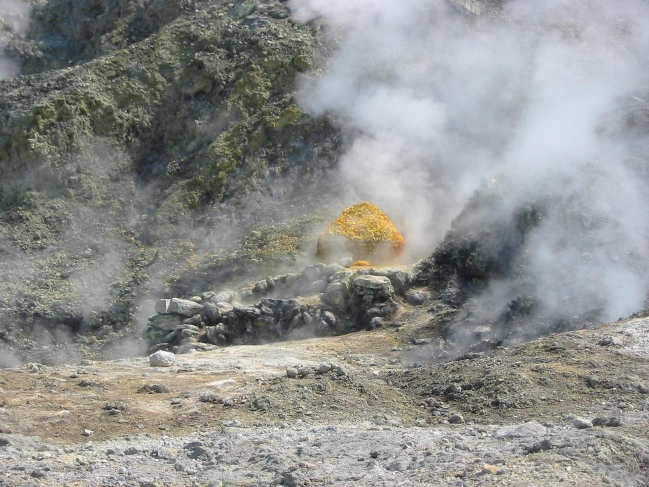 世界上著名的超级火山灭绝生命的“地狱之门”黄石超级火山群