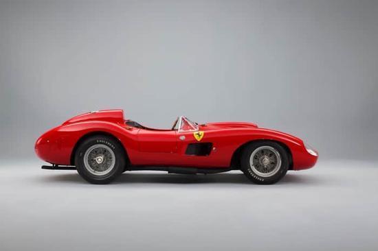 一辆1950年代的法拉利传奇赛车 在拍卖会上创造了前所未有的价格纪录