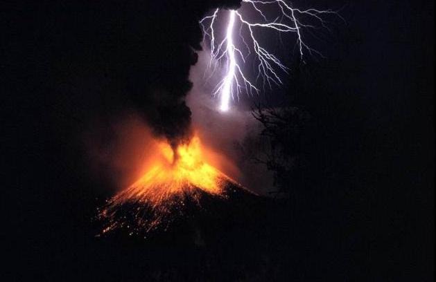 世界上最大的声音是 印度尼西亚的喀拉喀托火山爆发发的声音