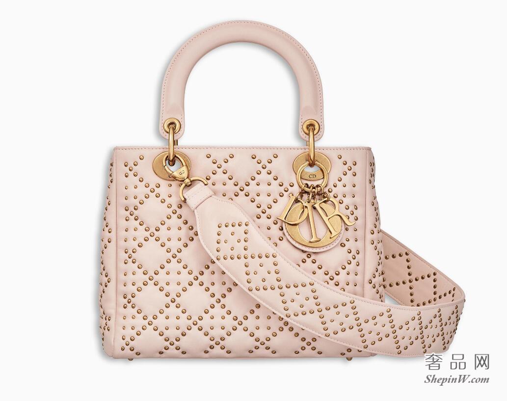 Lady Dior柔粉色小羊皮柔软手提包，缀以饰钉 复古金金属