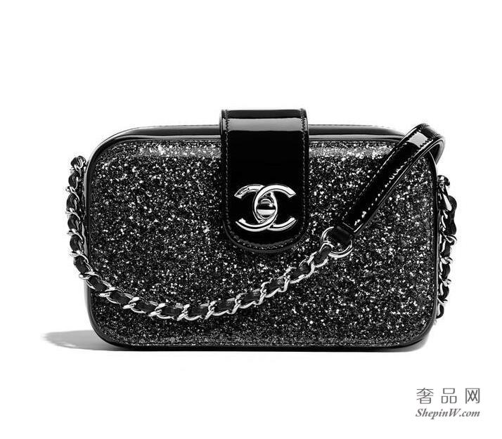 Chanel 闪亮PVC纤维、小牛漆皮相机套银与黑色