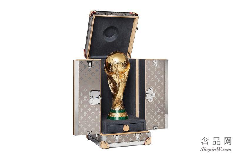 Louis Vuitton 2018世界杯官方授权系列之后 为大力神杯专门定制的收纳箱