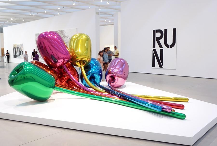 Louis Vuitton推重磅联名款 请来最贵在世波普艺术家Jeff Koons “Masters”大师系列