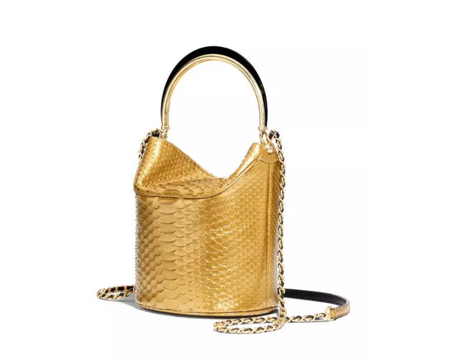 香奈儿Chanel 水桶包 金色 蟒蛇皮金色金属
