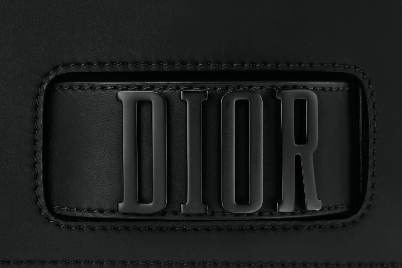 Dior迪奥 Dio(r)evolution黑色小牛皮翻盖式手提包