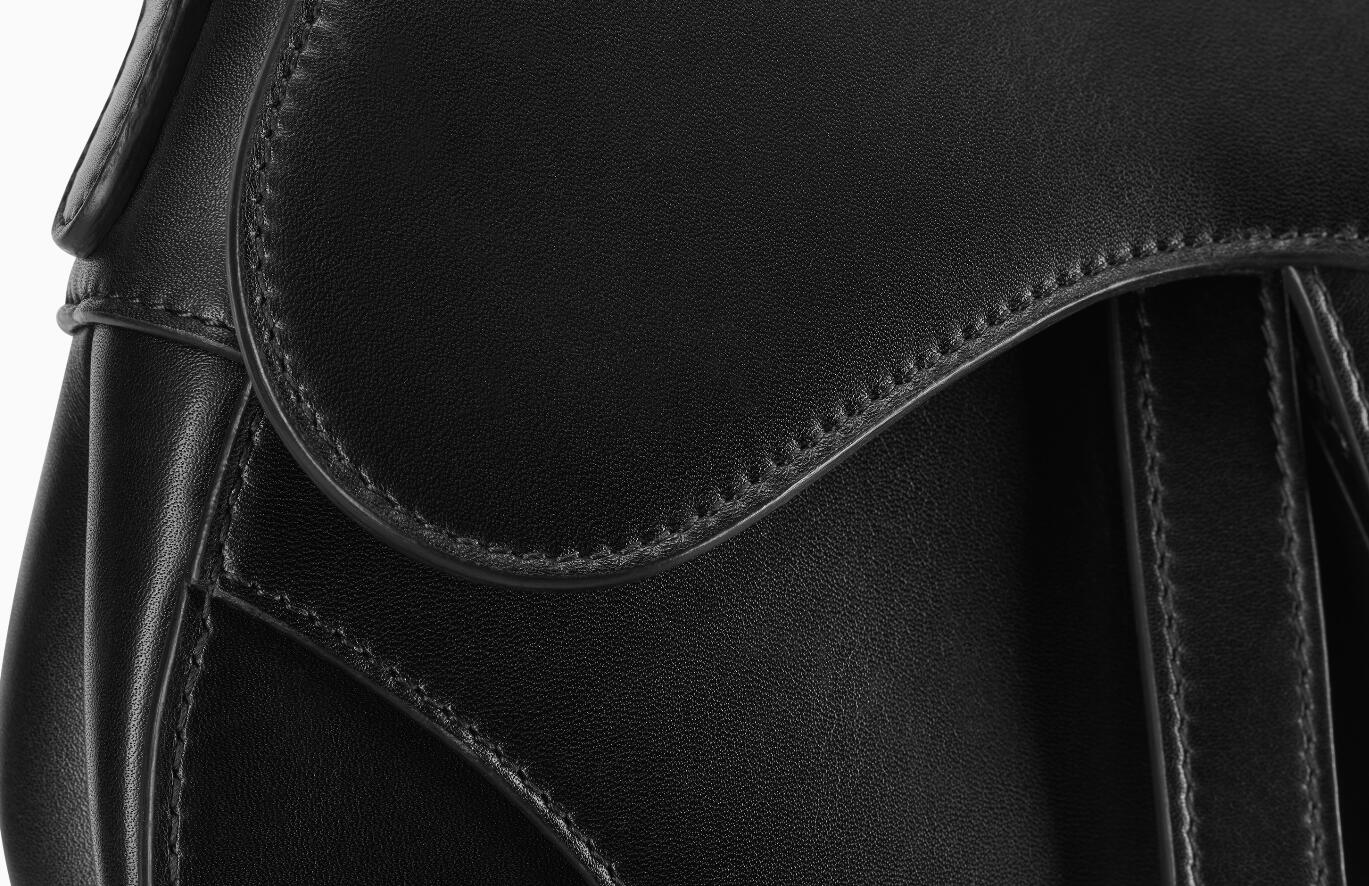 迪奥 Dior Saddle黑色小牛皮袖珍手提包 M0447CWGH_M900