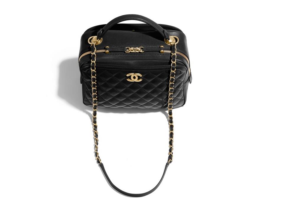 香奈儿 Chanel 化妆包 黑色 小牛皮与金色金属