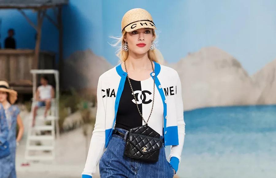 CHANEL 展示了 2019 春夏高级成衣系列 最新一季 Karl Lagerfeld 延续海洋主题