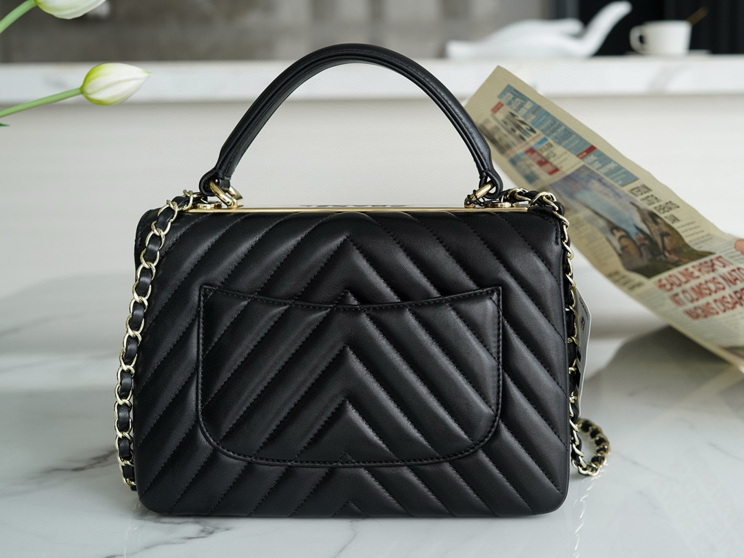 Chanel女包官网旗舰店最新款式售价 Trendy CC系列斜挎包 v纹