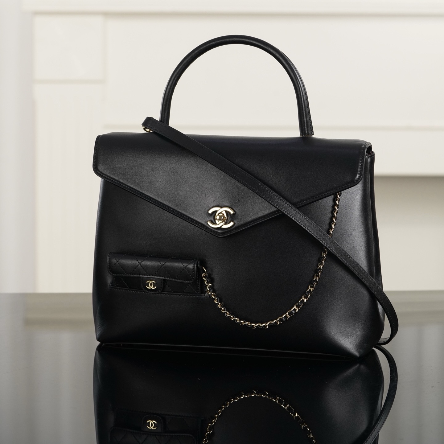 Chanel Women Bag新款26B黑金牛皮革手柄口盖包 USA