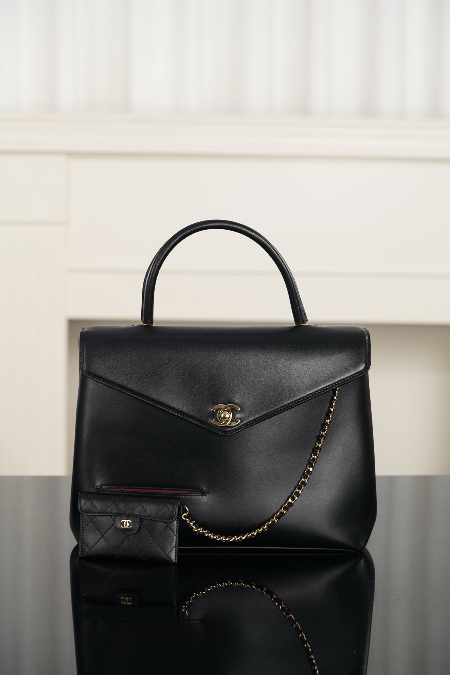 Chanel Women Bag新款26B黑金牛皮革手柄口盖包 USA