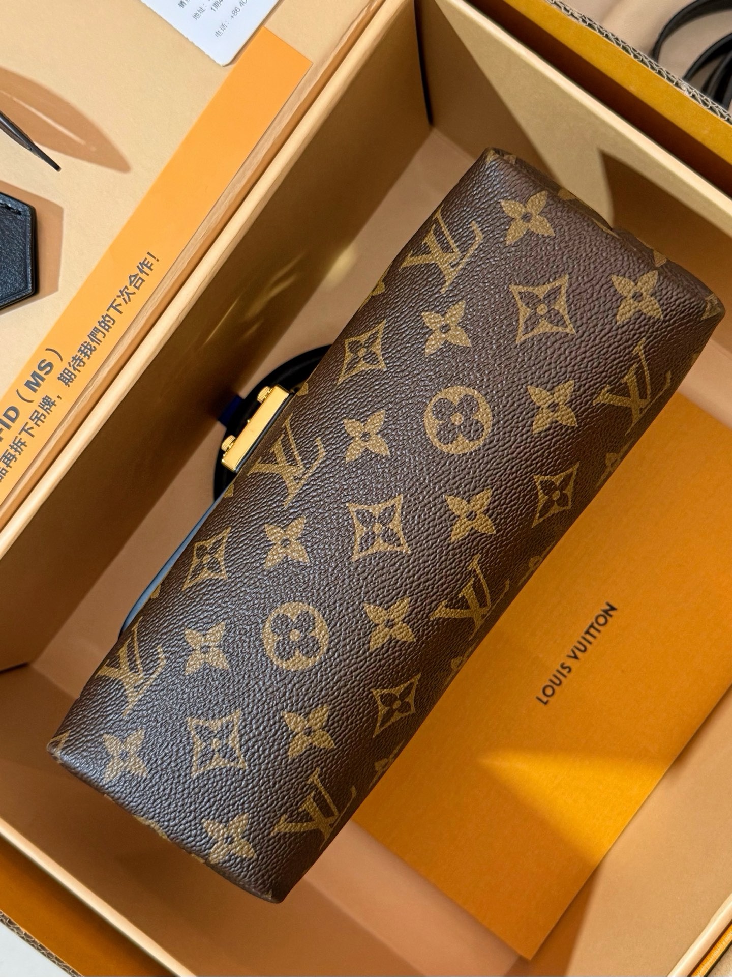 Louis Vuitton女包Dubai官网专柜MADELEINE BB手提包 M27511-奢品网包包腕表之家 Louis Vuitton女包Dubai官网专柜MADELEINE BB手提包 M27511