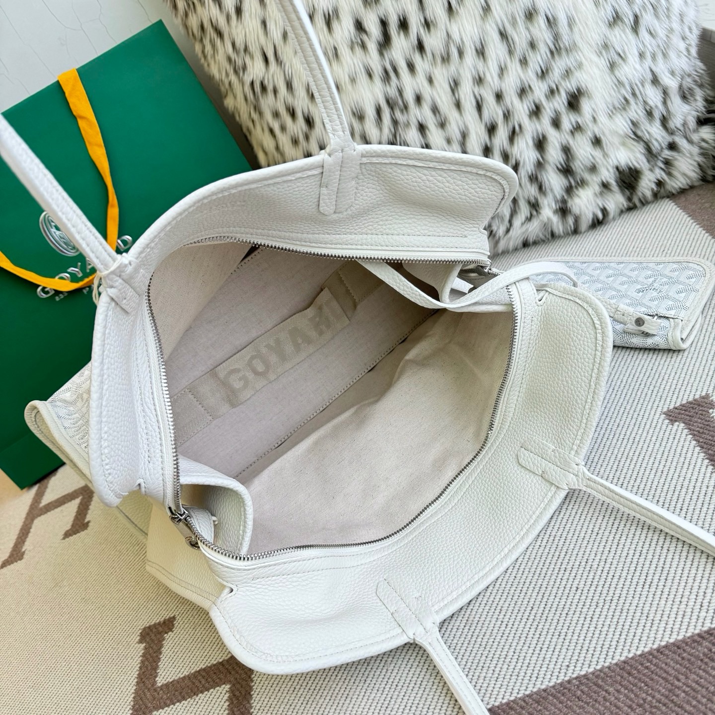 Goyard戈雅包包中国官网代购新款Hardy托特包 白色帆布小牛皮