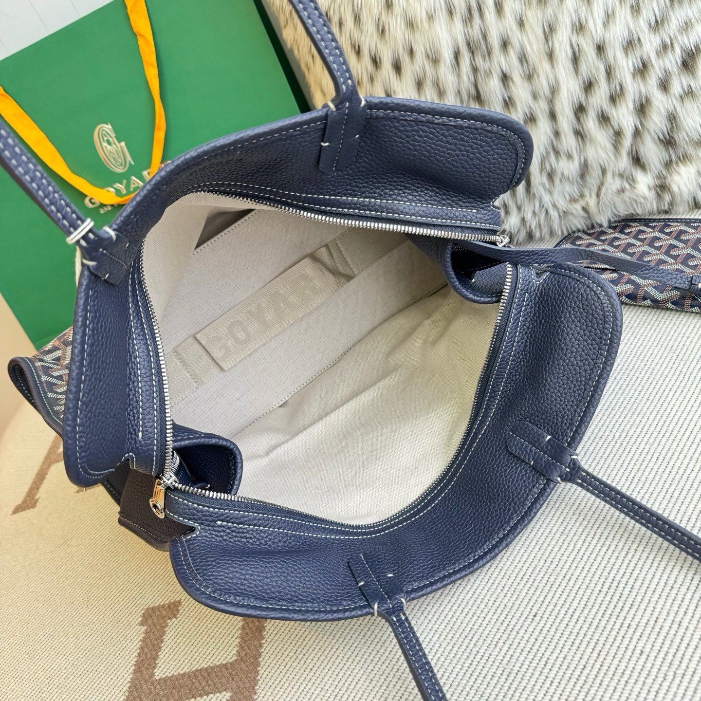 Goyard戈雅包包官方网站新款Hardy托特包 蓝色帆布小牛皮 Taiwan