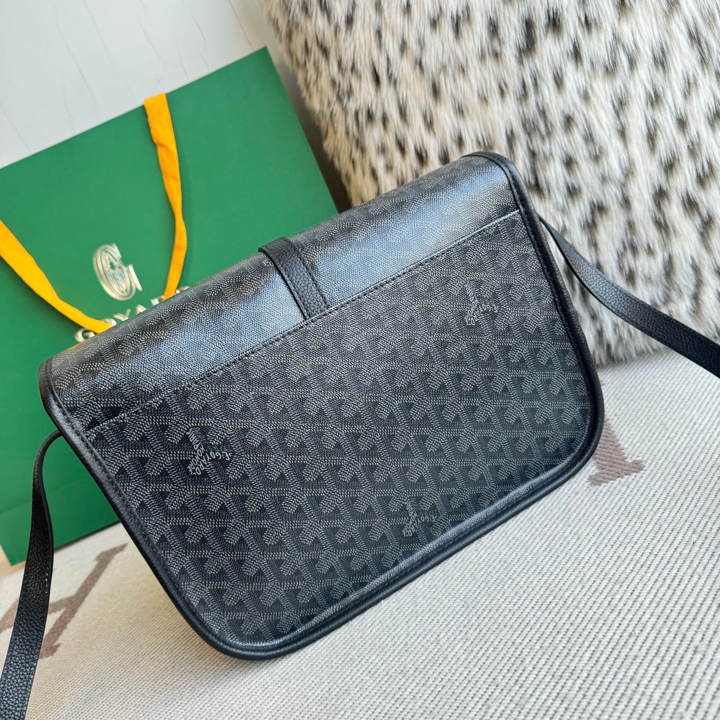 Goyard戈雅Jet Black中号邮差包BELVEDERE黑色帆布小牛皮 Bahrain
