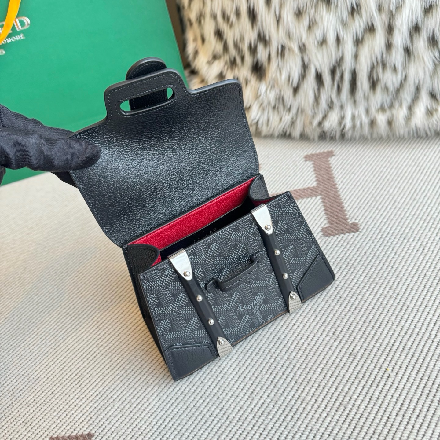 Goyard戈雅官网Saigon Nano超迷你硬版西贡包 Jet Black黑色牛皮革手提包